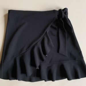 3/35$ Forever 21 ruffled skort